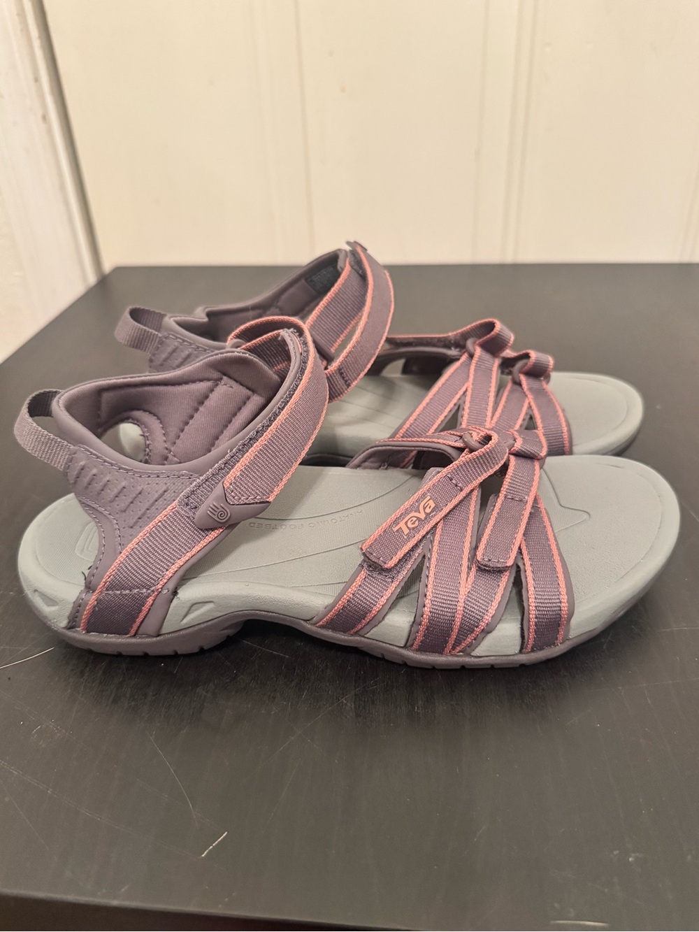 Teva Tirra Sandals Grey Pink Multiple Straps Women’s US 6.5